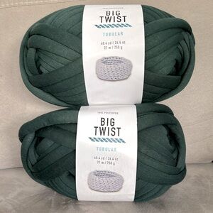 Big Twist Tubular Yarn